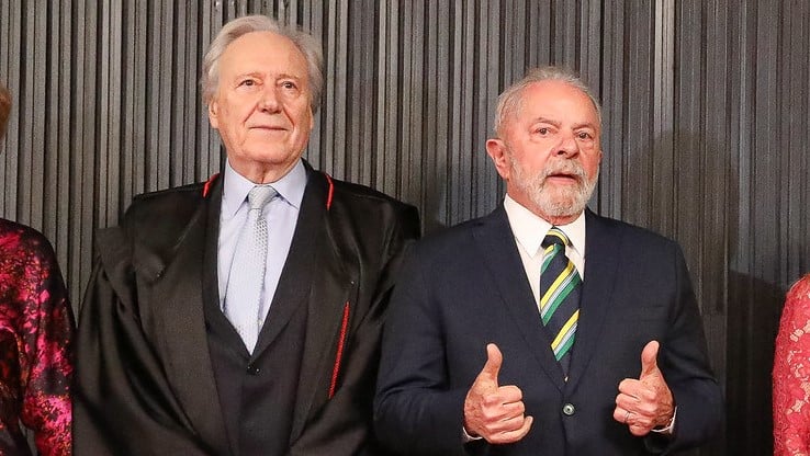 Lewandowski encerra mais três investigações contra Lula
