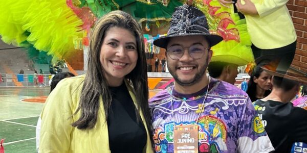 Vereadora Diana Camargo, prestigia evento pré-junino no Ginásio Armando Grecco em Trindade