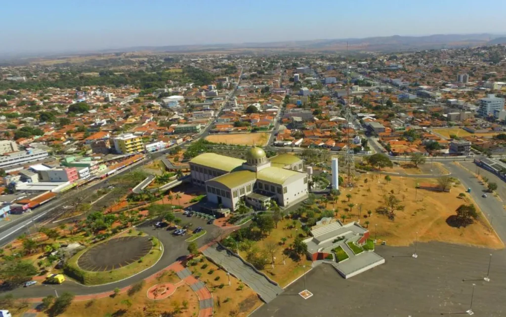 Trindade está entre as 100 melhores cidades do interior brasileiro para fazer negócios