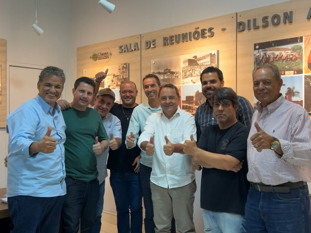 Visita do Deputado Federal Adriano do Baldy reforça parceria com a Câmara Municipal de Trindade