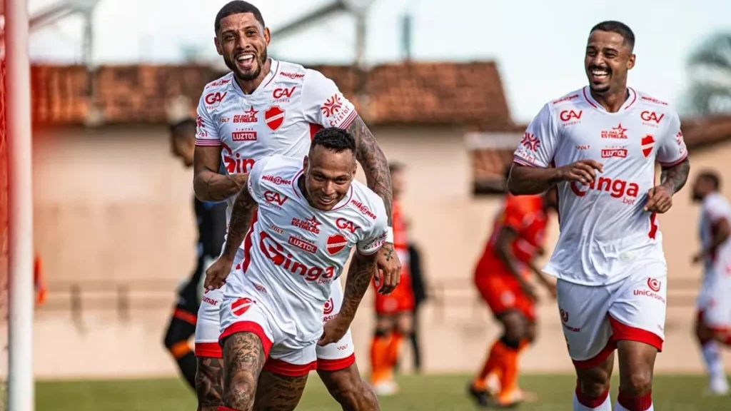 Vila Nova vence a Abecat em Ouvidor e começa bem o Goianão 2026