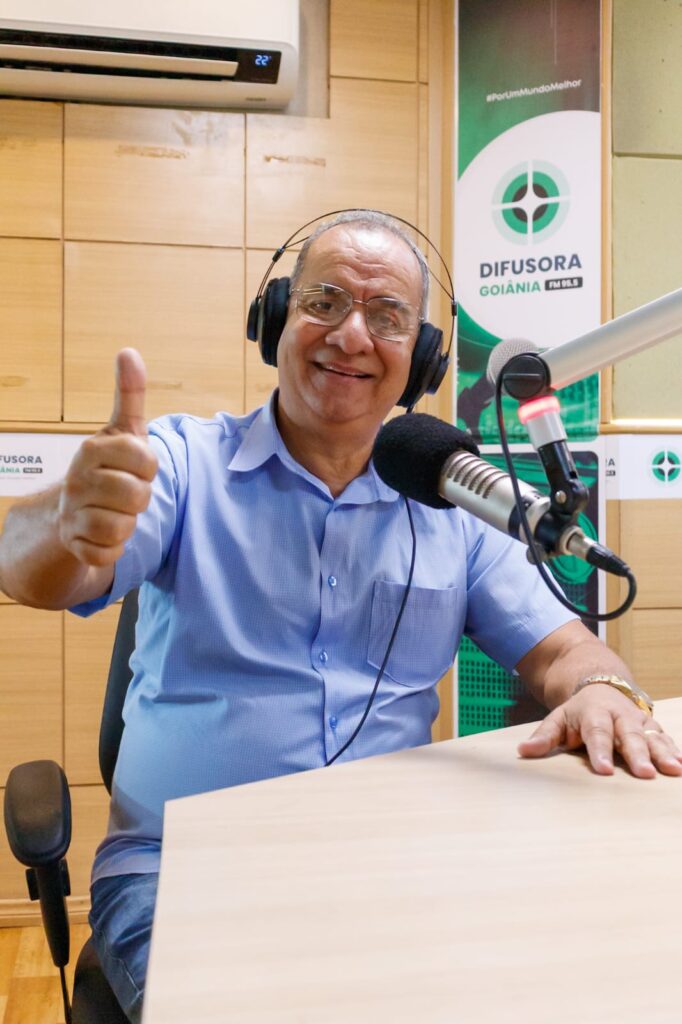 A Voz Que Não Se Cala: A Resistência do Rádio Esportivo Brasileiro